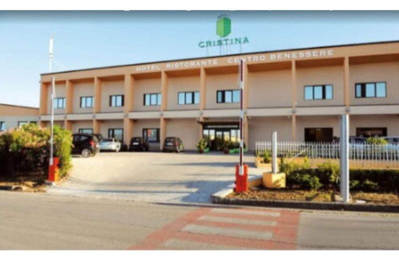 Hotel Cristina Rocca San Giovanni Buitenkant foto
