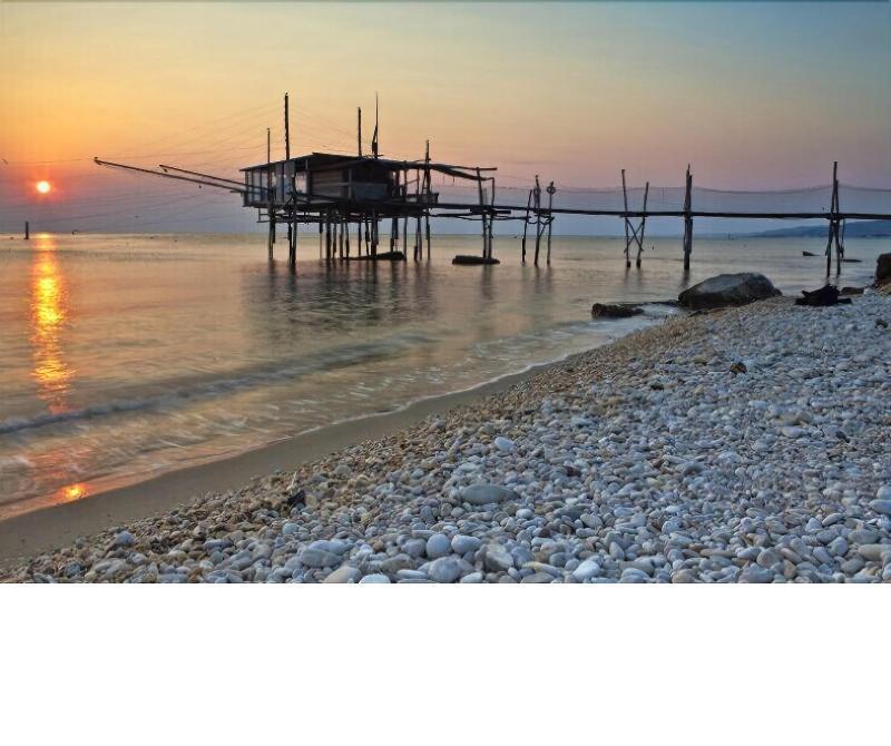 Hotel Cristina Rocca San Giovanni Buitenkant foto
