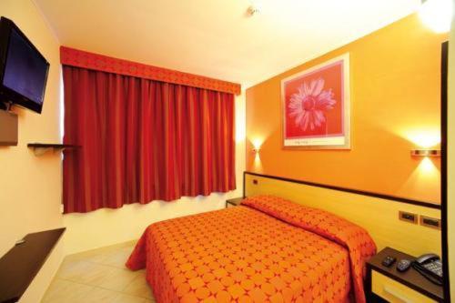 Hotel Cristina Rocca San Giovanni Buitenkant foto