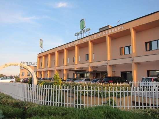Hotel Cristina Rocca San Giovanni Buitenkant foto